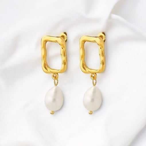 Parable of the Pearl Earrings